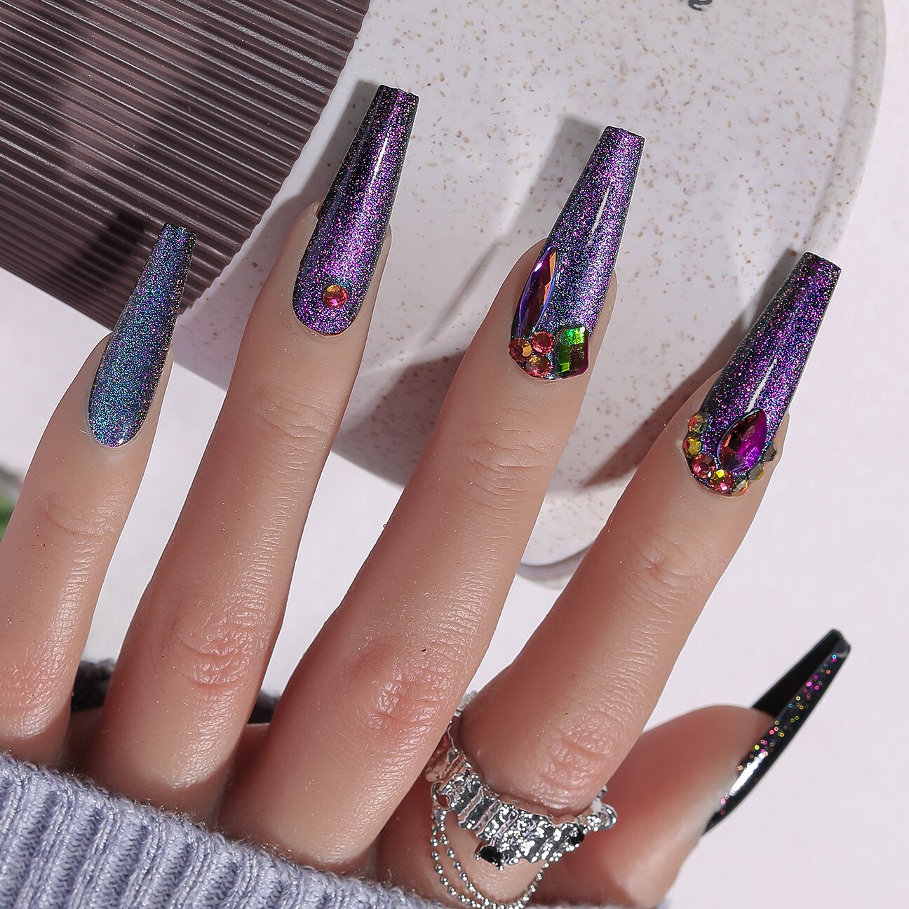 CNHIDS 24Pcs Charming Sparkling Purple Long Coffin False Nail Press On Nail Tips Girl Decoration Crystal Fake Nail With Design 1