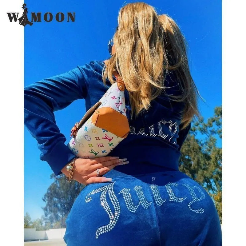 Chic Thin Velvet 2024 Autumn Juicy Apple Tracksuit 2 Pieces Set Hoodie Suit Women Velour Sweatshirt and Pants with Diamonds Y2K
