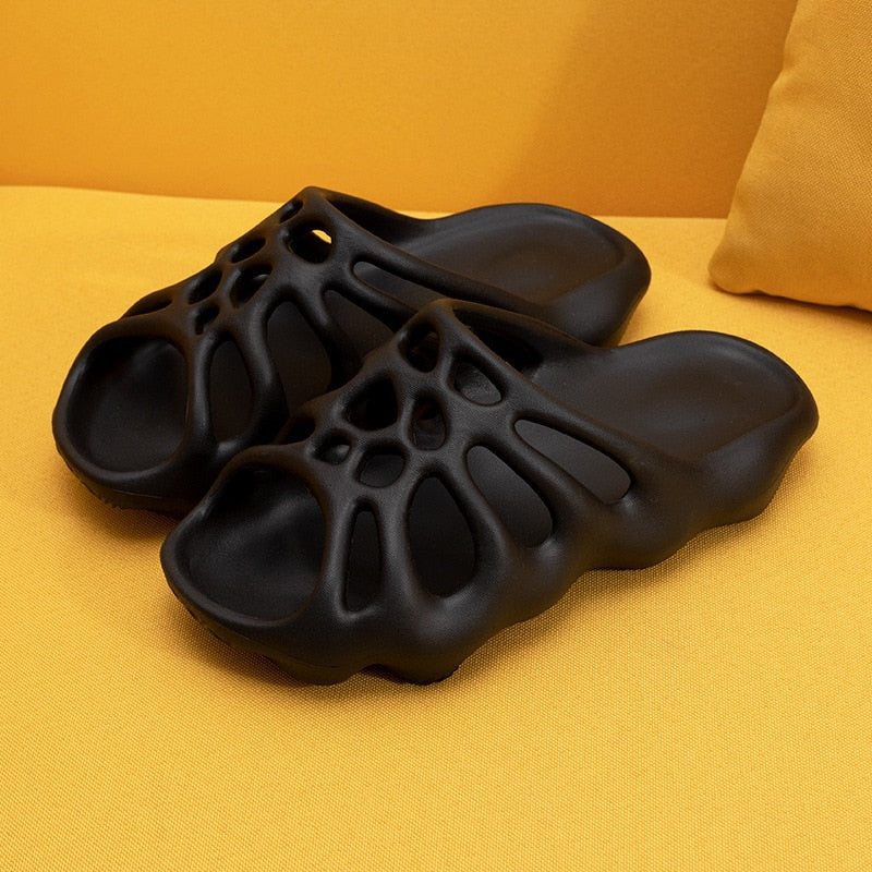 Cut-out Platform Slippers Women Men Fashion Beach Slides Soft EVA Lovers Indoor Batrhoom Slipper Ladies Home Floor Shoes black