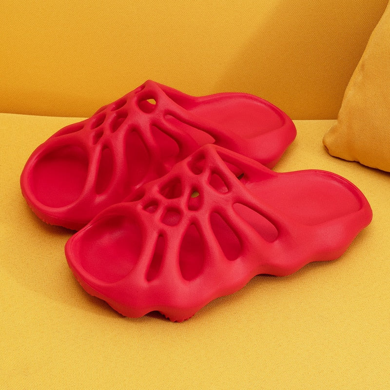 Cut-out Platform Slippers Women Men Fashion Beach Slides Soft EVA Lovers Indoor Batrhoom Slipper Ladies Home Floor Shoes red