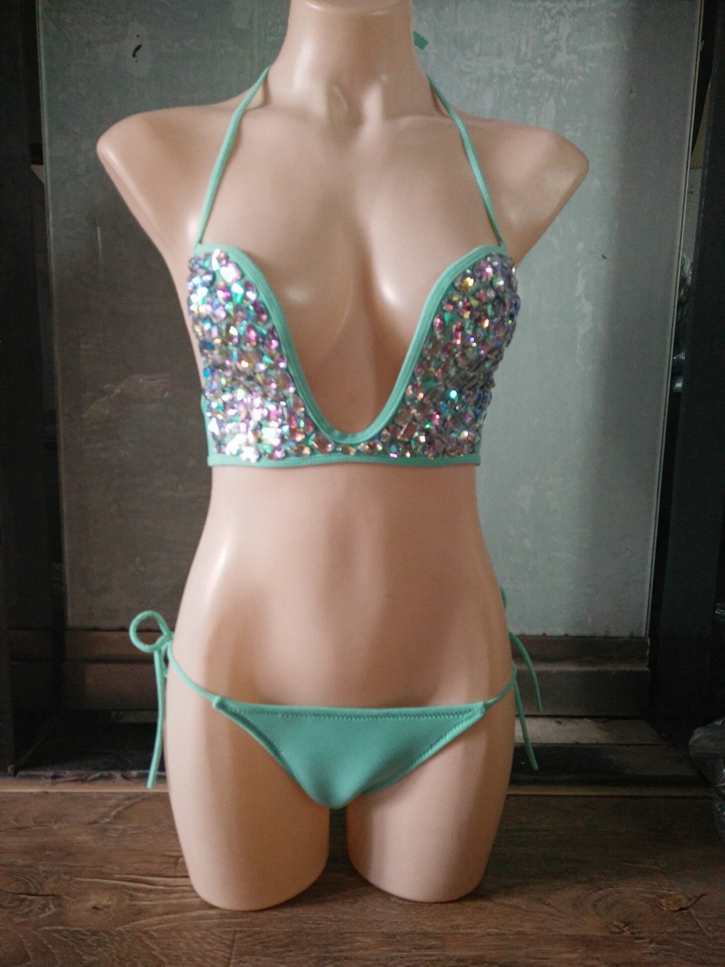 Deep-V Sexy Halter Bikini Manual Sewing Luxury Crystal Diamond Women's Swimsuit Straps Bandage Rhinestone Swimwear