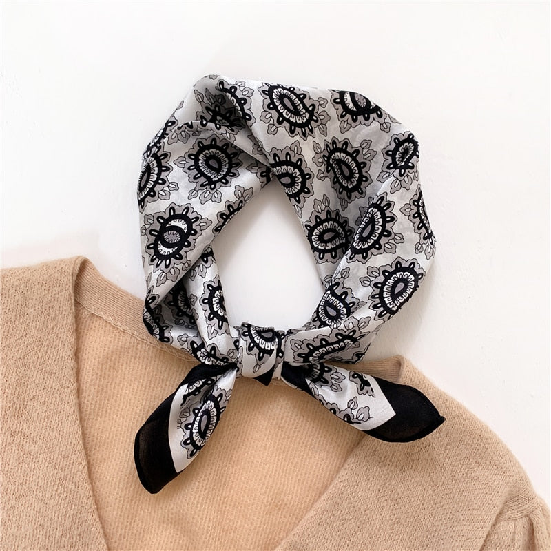 Fashion Designer Print 100% Natural Silk Square Scarves Women Hairband Neck Foulard Female Small Kerchief Bandana New 2024 FZ90-3 53cm real silk