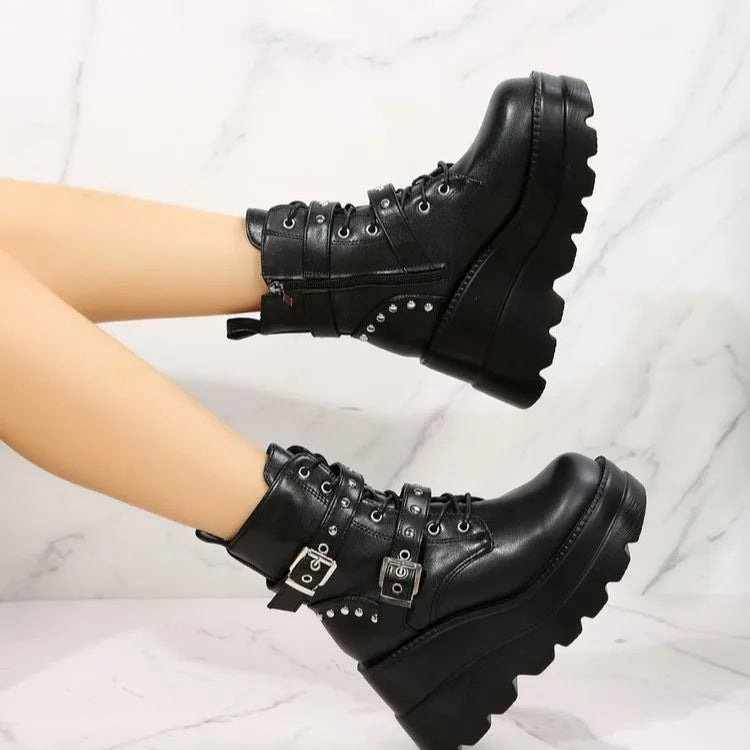 Fashion Thick Sole Short Boots Belt Buckle Rock Punk Dark Fashion Boots Black Short Barrel Martin Boots black