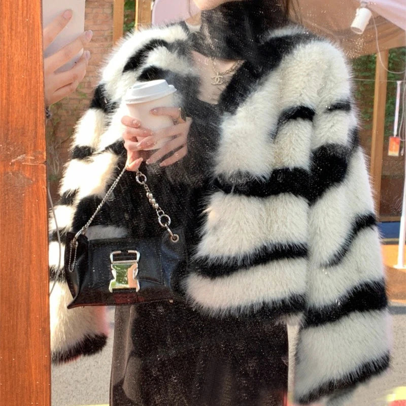 Girls Fluffy Zebra Fur Coat Women Harajuku Street Fashion Casual Faux Fox Fur Jacket Female Winter Thick Warm Overcoats