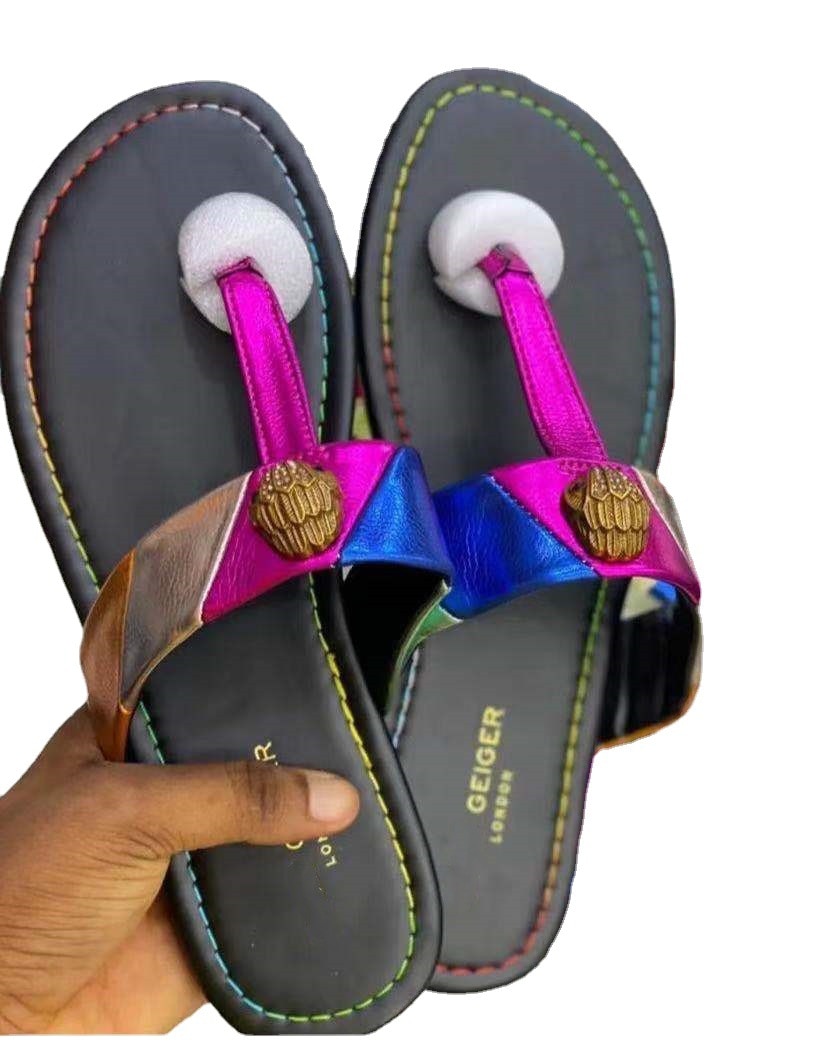 Hardware diamond buckle flip-flops 2024 women slides outdoor beach slipper females woman Large size ladies sandals Women's shoes