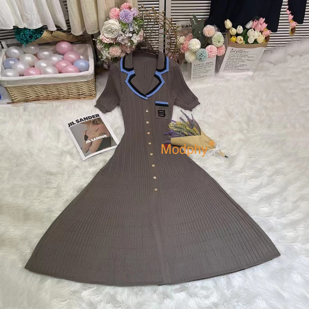Modphy 2024 Elegant Slim Knitted Long Dress Women's Single breasted Long sleeved Designer Slim Vintage Dresses Autumn Brown short sleeved