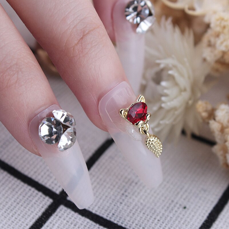 Nail Charms Pearl Decoration For Press On Fake Nail Accessories Pendant Super Sparkling Zircon Nail Parts Manicure Professionals