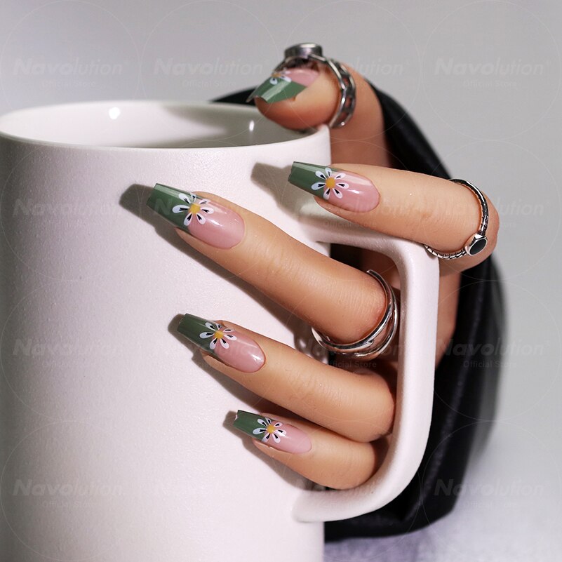 Navolution 24Pcs/Set DIY Manicure Wearable Fake Nails press on Detachable Finished Fingernails Ballet Square Head Almond Short 21