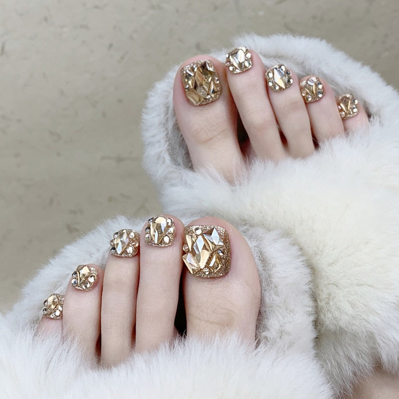 New 2022 Summer Gold Full Diamond Feet Nails Press On Fake Glitter Toe Nail Stickers Full Cover Toe Nail Tips False Foot Nails