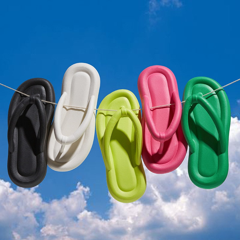 New 2024 Summer Eva Pool Flip Flops Woman Clip Toe Soft Bottom Pillow Slippers for Women Platform Non-Slip Beach Slides Sandals