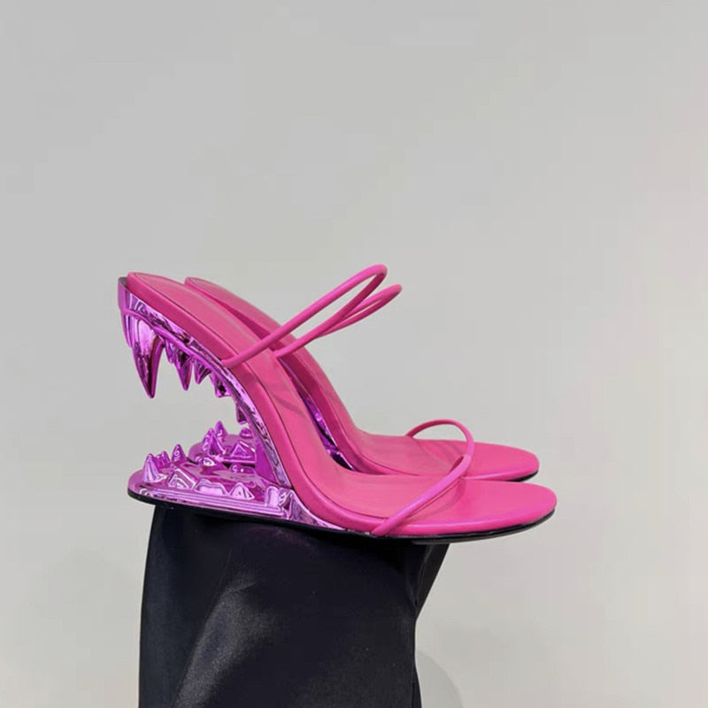 New Fashion Metal Teeth Shaped Heel Sandals Round Toe Back Zipper Women's Dress Large Women's Sandals Summer