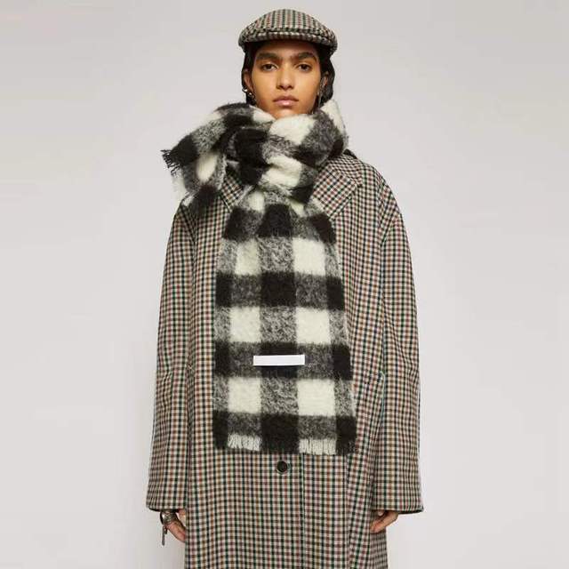 New Scarf Autumn and Winter Multicolor Thickened Plaid Scarf The Same Length Warm Shawl For Men and Women Scarves 39