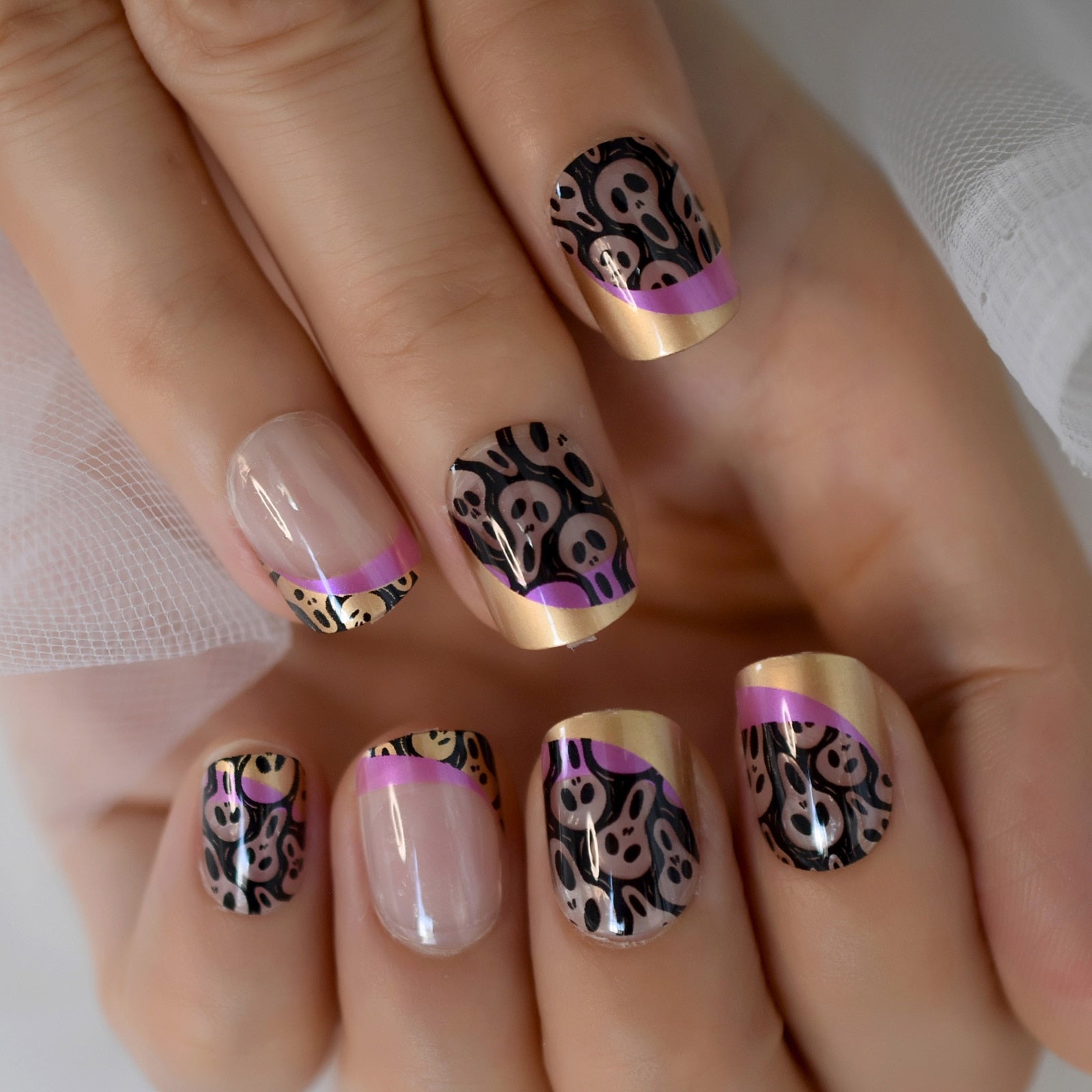 Nude Clear Halloween Fake Nails Short Round With Design Skull Print Pattern gel Acrylic Artificial False Nails Press On Tips