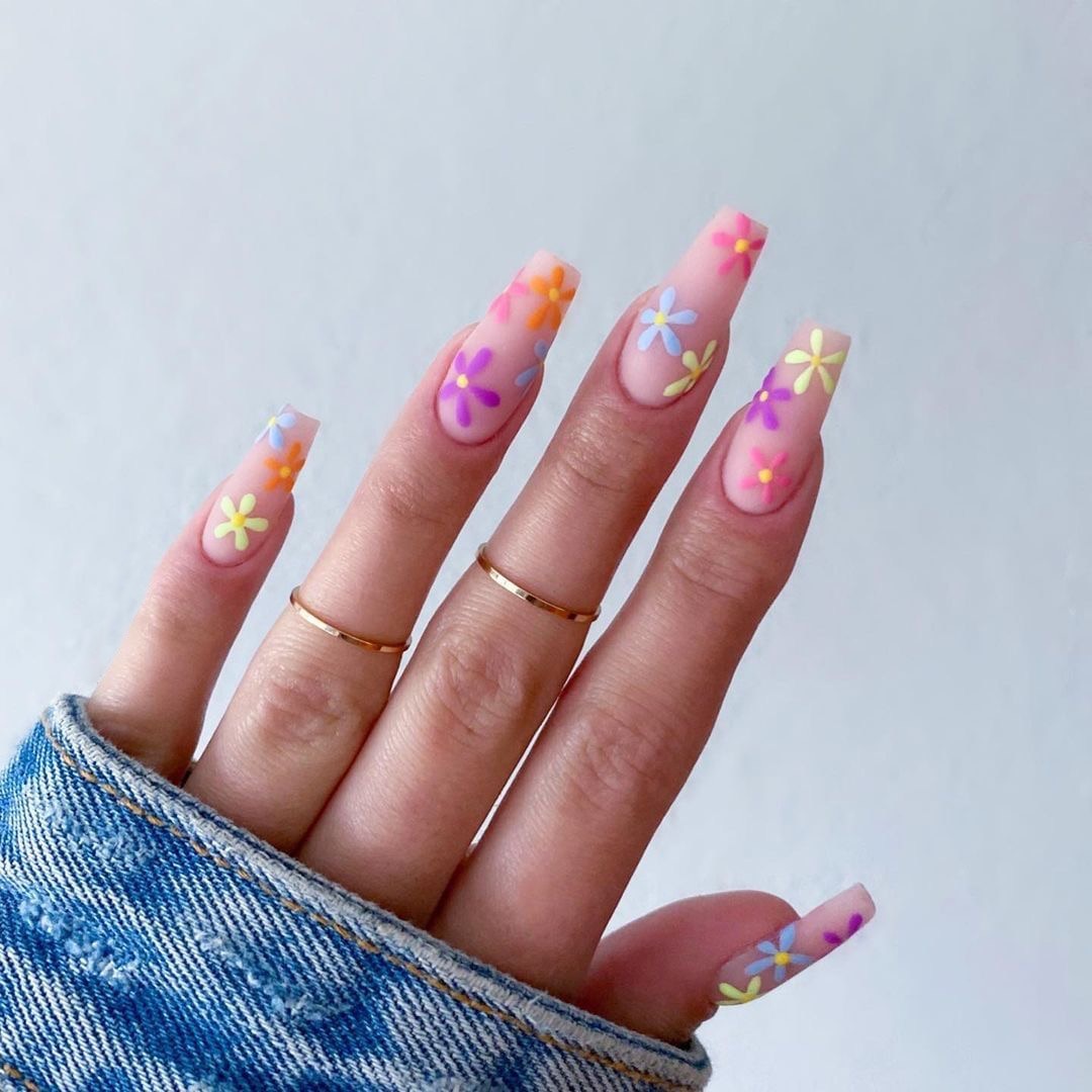 Pink False Nails With Small Flower Design Detachable Long Coffin French Ballerina Fake Nails Full Cover Nail Tips Press On Nails 2