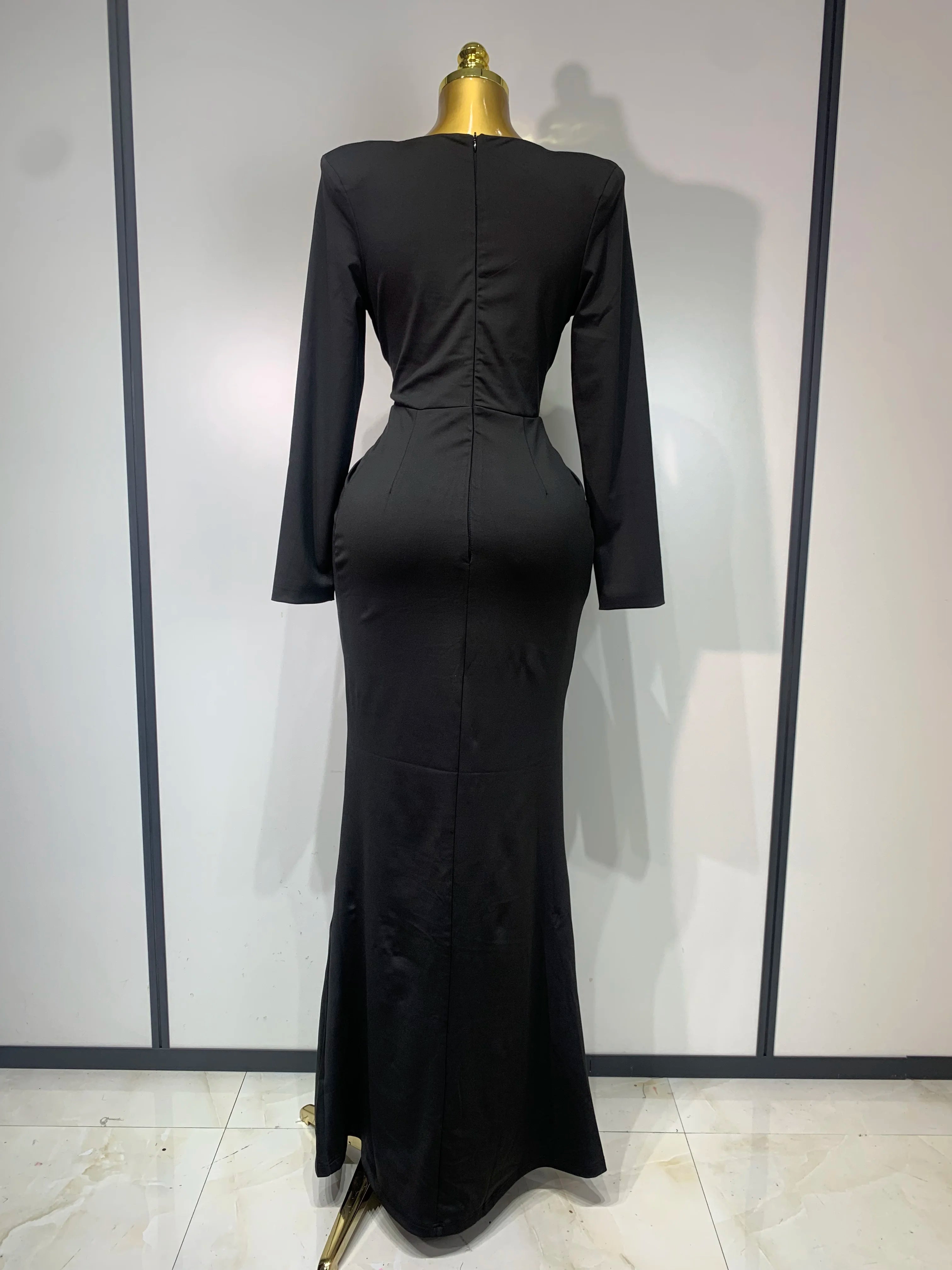 Black Diamond Bodycon Maxi Dresses Women Sexy Deep V Neck Long Sleeves Gowns Runway Party Wear 2025 Elegant Evening Party Dress