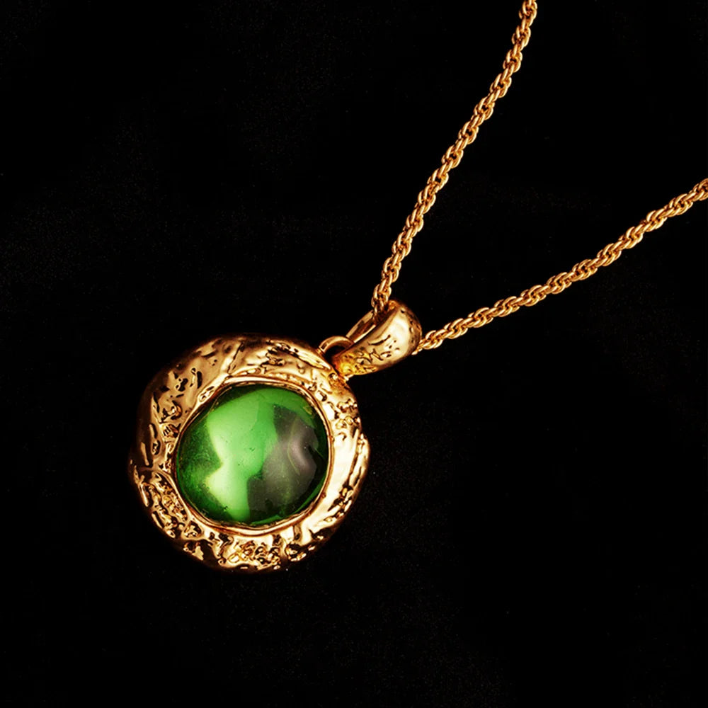 Vintage French Necklace for Women Ancient Inlaid with Lapis lazuli Medieval Palace Pendant Statement Trend Jewelry Gift