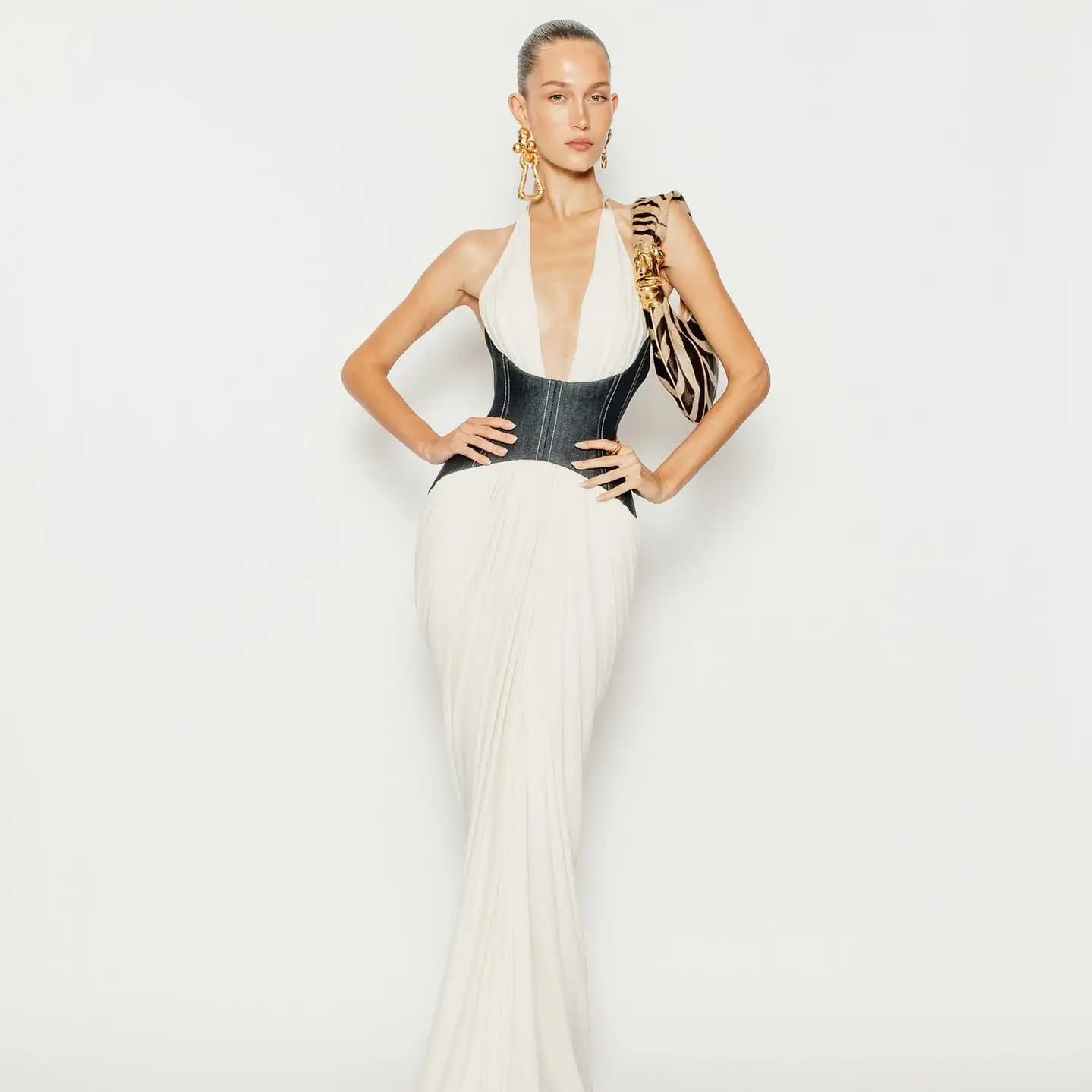 Hot Sale Celebrity Red Carpet Evening Party Dress Women Sexy Halter Off the Shoulder Deep V-Neck Bodycon Long Dress High Quality