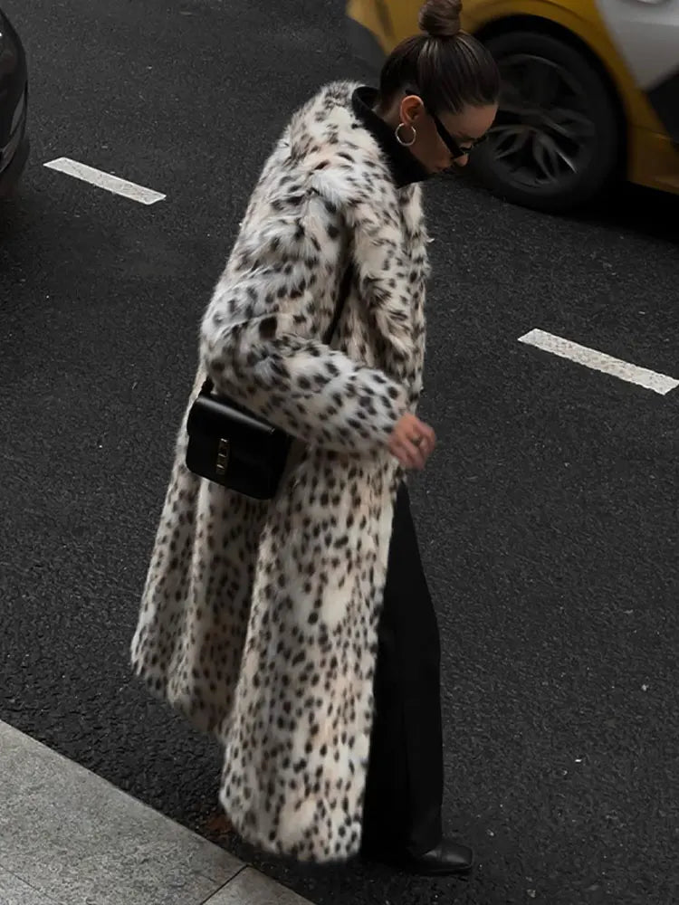 Winter Long Loose Thick Warm Soft Fluffy Leopard Faux Fur Coat Women Long Sleeved Lapel Top Premium Long Coat Festival Overcoats
