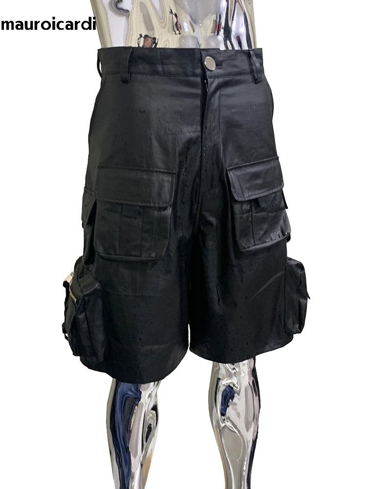 Lautaro Summer Autumn Waterproof Black Cargo Shorts for Men with Many Pockets Luxury Designer American Retro Clothes Fashion
