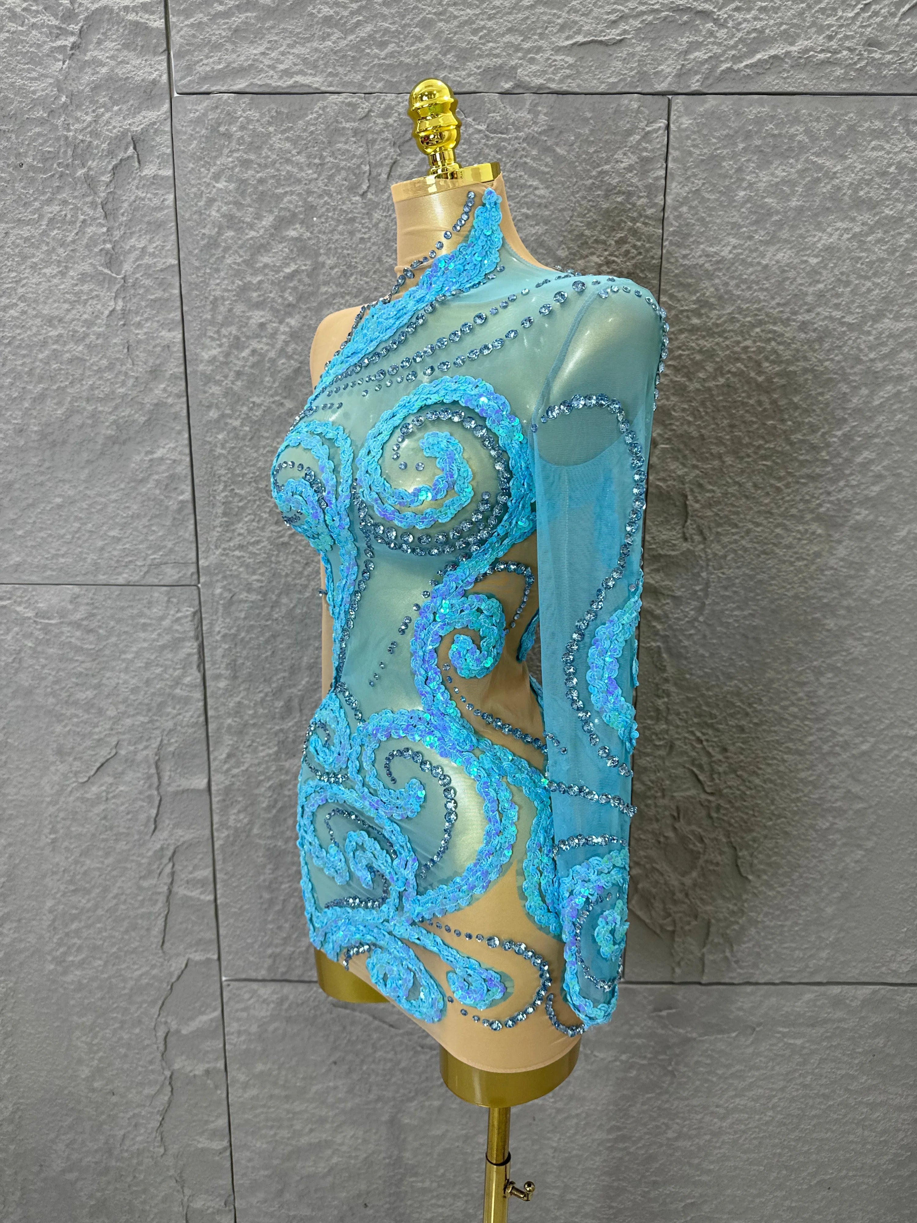 Luxury Sheer Mesh Bodycon Gown Cocktail Party Red Carpet Performance Outfit Elegant Blue Crystal Embellished Mini Dress Women
