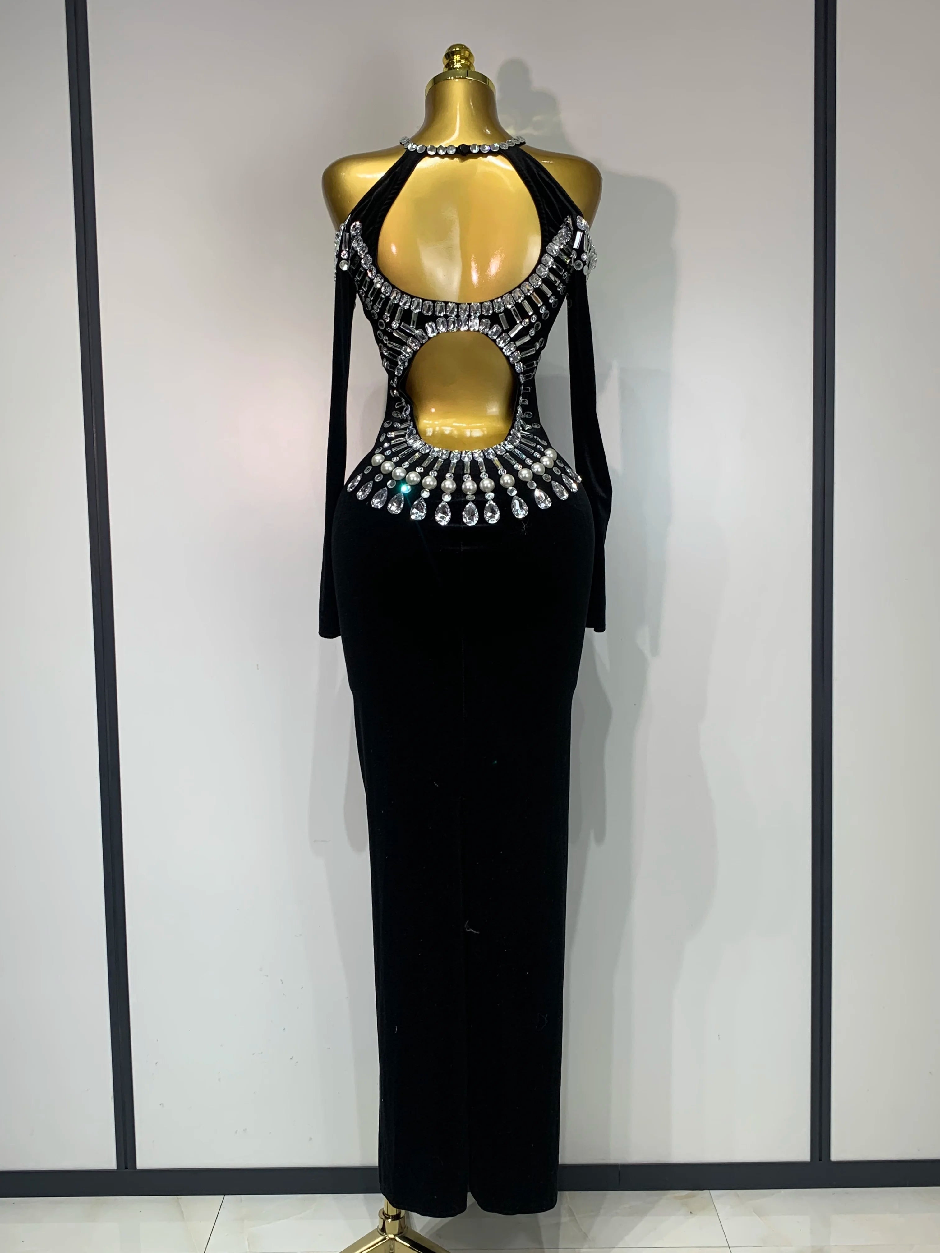 Luxury Birthday Dress Sexy Black Velvet Hollow Out Bodycon Dress Halter Evening Dress Drag Queen Nightclub Wedding Dress