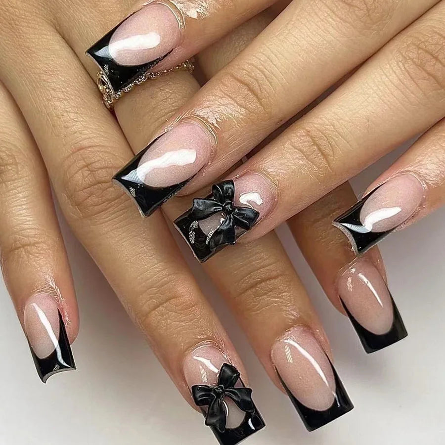 24Pcs Fashion White French Fake Nails with Pink Bow Design Short Square Head False Nails Wearable Simple Press on Nail Tips 487