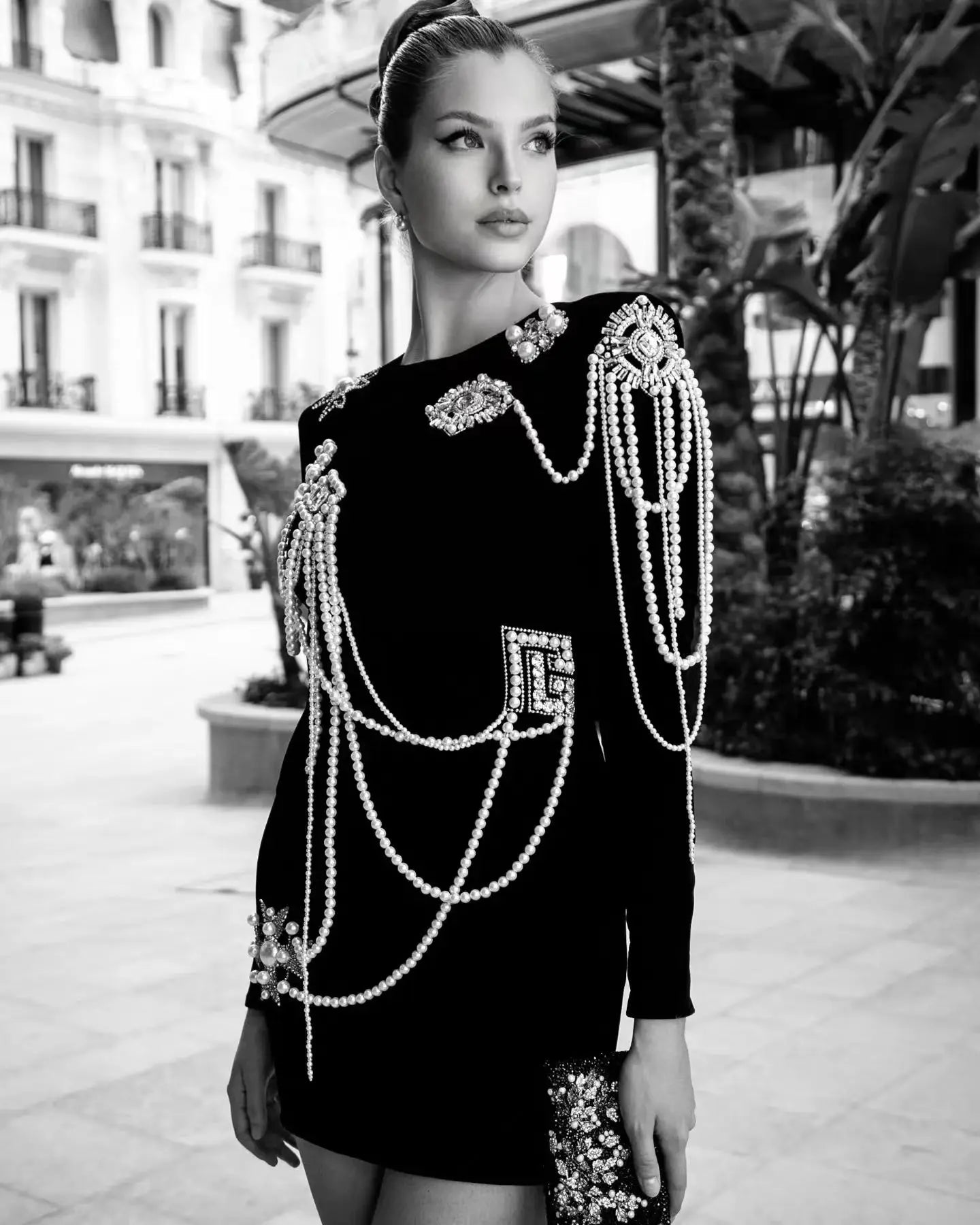 2024 New Spring Women Long Sleeve O-Neck Pearl Beading Bodycon Mini Dress Bandge Fashion Elegant Evening Party Dress Vestido