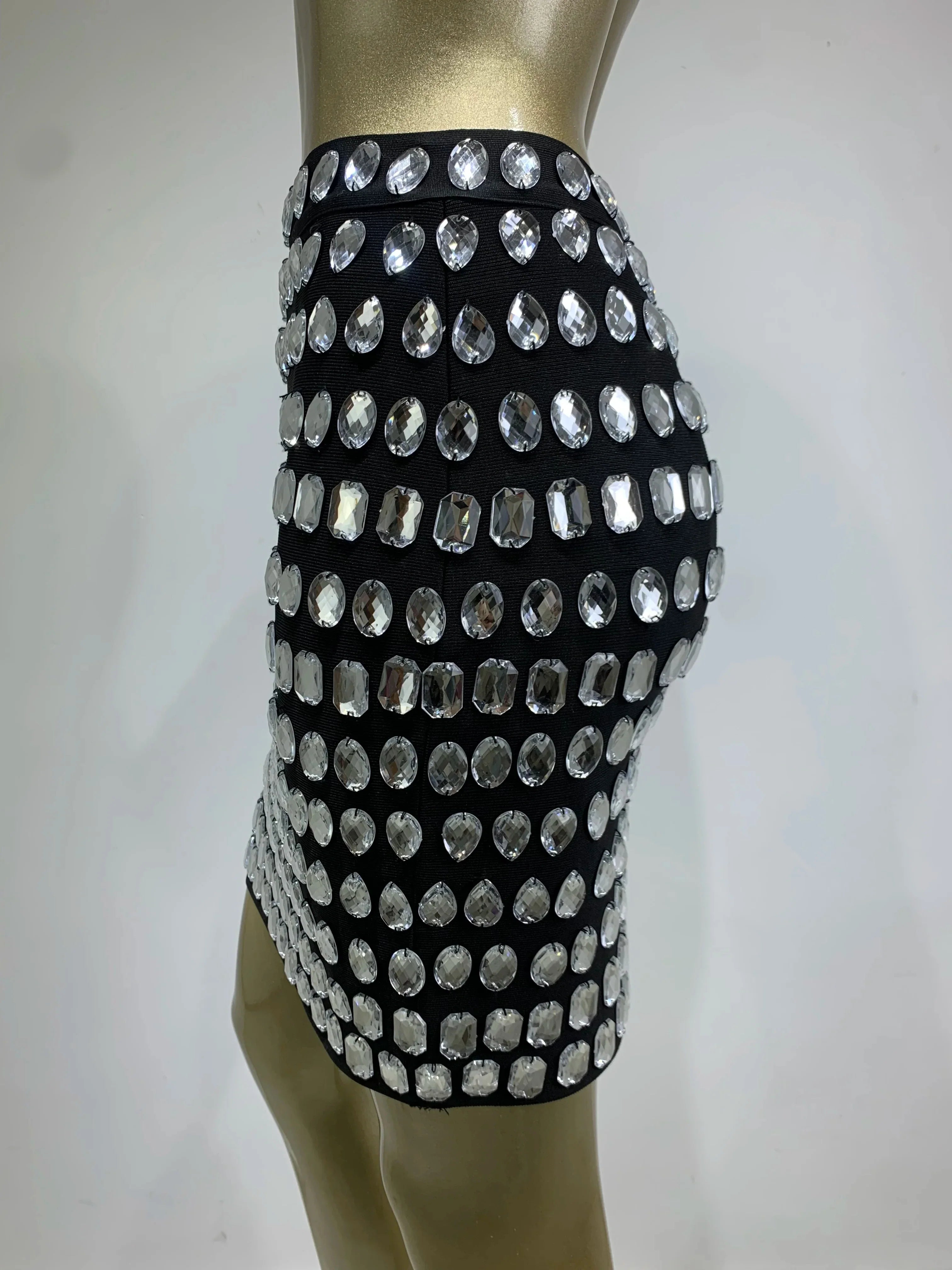Women Celebrity Beading Rhinestone Black Mini Bodycon Bandage Skirt Designer High Waist Party Office Lady Elegant Skirt