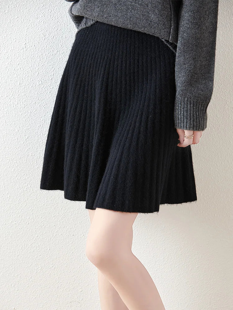 Autumn/Winter New 100% Wool Short Pleated Skirt Waist Cinching Slimming Knit Bottom Skirt Women's Bag Buttocks Umbrella Skirt black