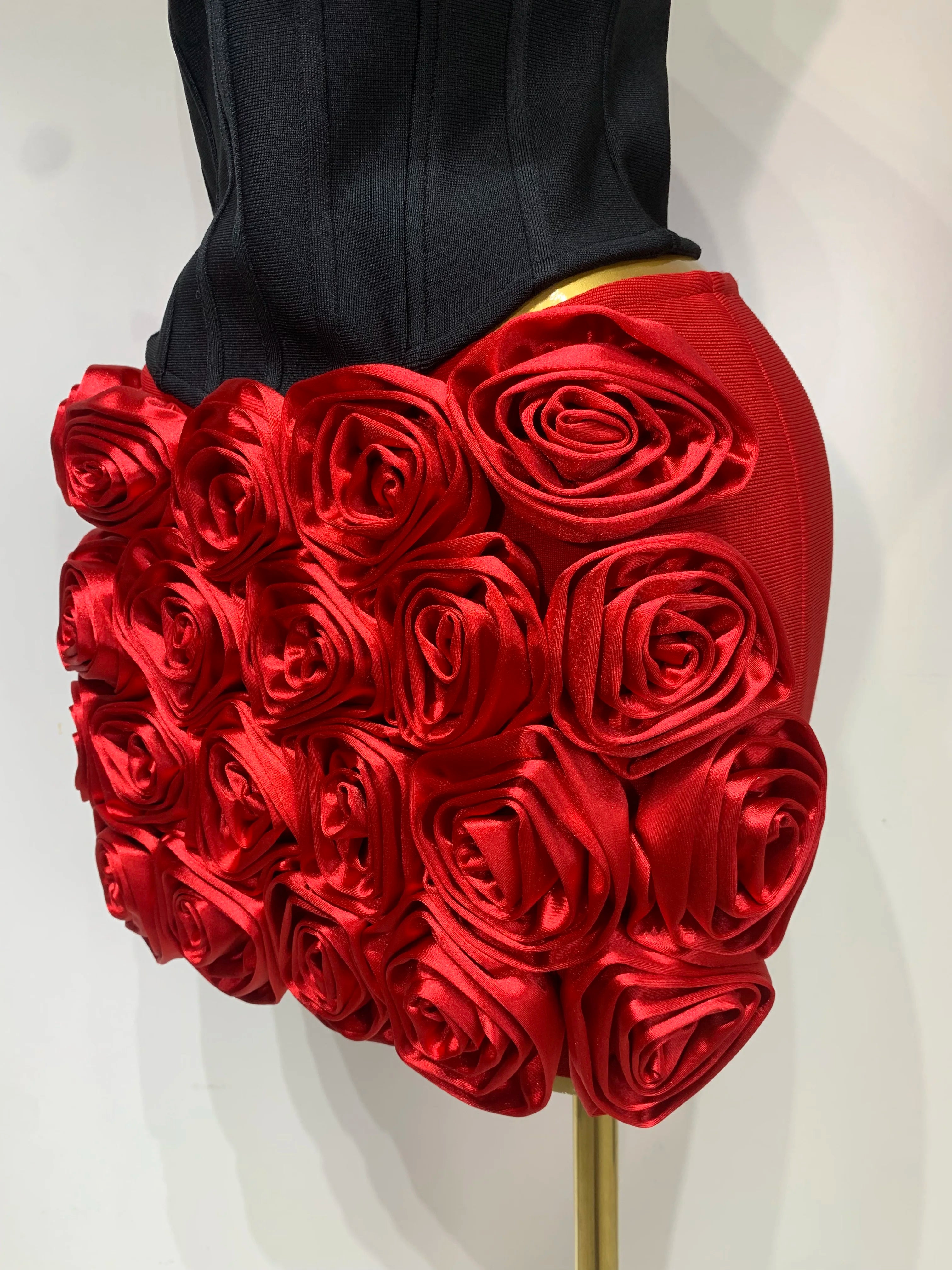 Women Fashion Strapless Red Flower Mini Two Pieces Skirt Bandage Set Celebrity Designer Fashion Stage Show Evening Party Outfit