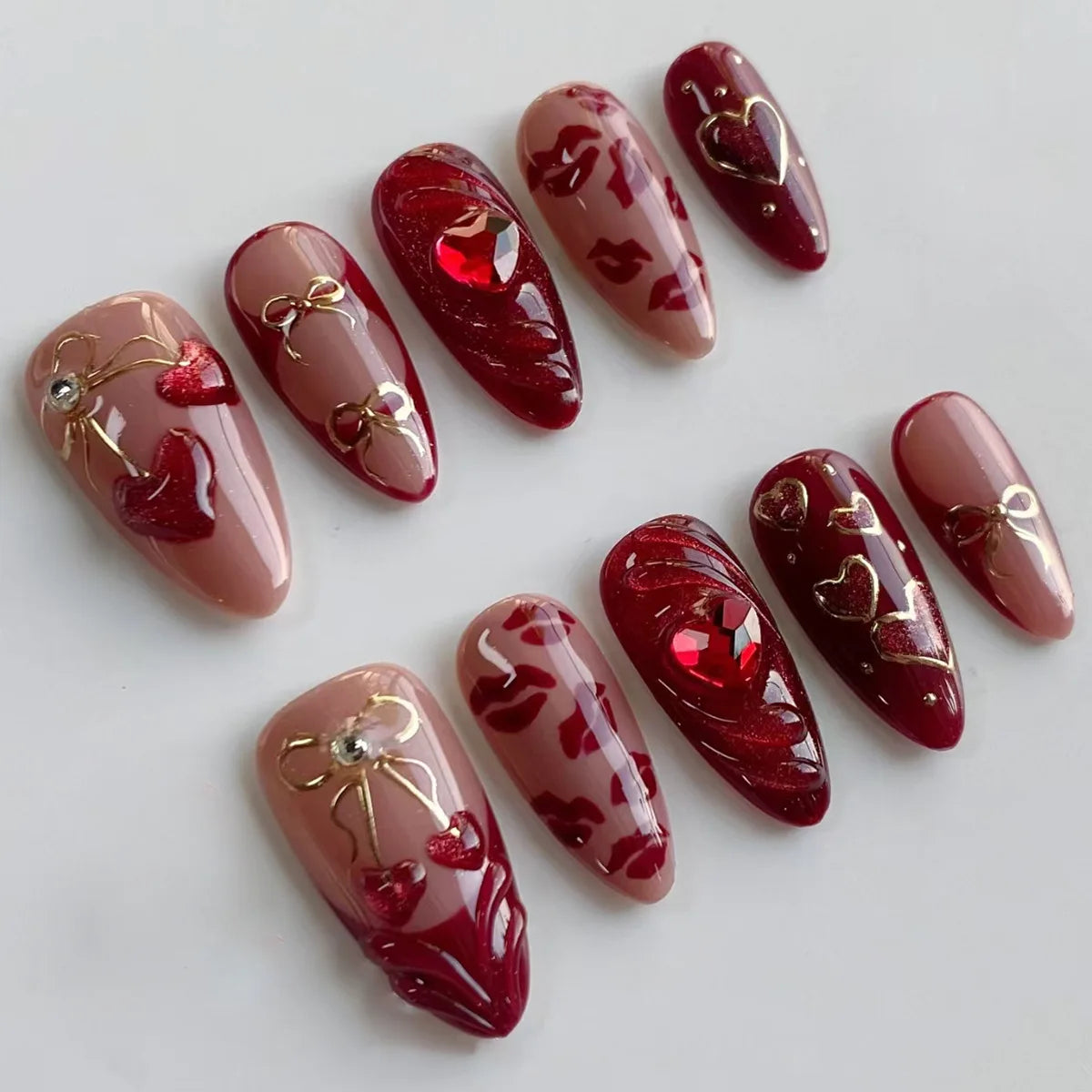 24Pcs 3D Green Ripple Design False Nails Cat's Eye French Almond Fake Nail Tips Leaves Pattern Removable Oval Press on Nails 1065