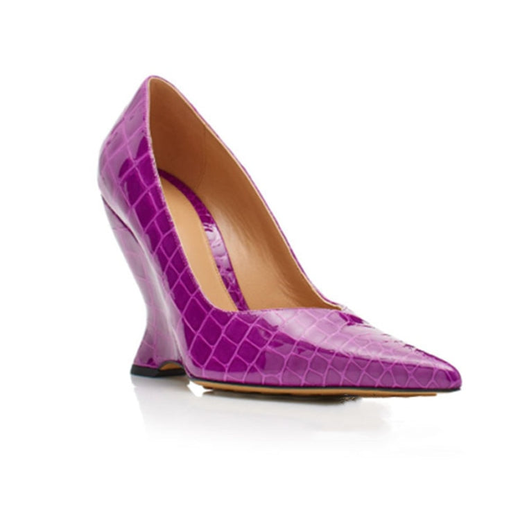 Summer New High Heels Thick Sole Thick Heel Lacquer Leather Shallow Mouth Pointed Fashion Sexy Women's Oversized Shoes