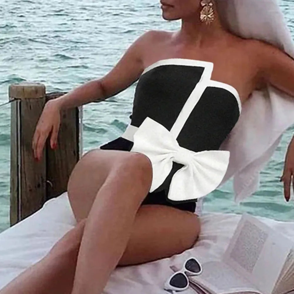 Black & White Spliced Swimsuit Women'S Elegant Tube Top Bow Belt Bikini Irregular Hip Beach Skirt Vintage Pool Swimwear