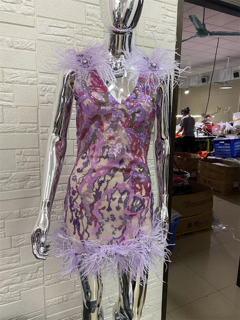 STOCK Gorgeous Feathers Shining Diamonds Violet Sequins Sleeveless Mini Dress Graceful Woman Evening Party Outfit