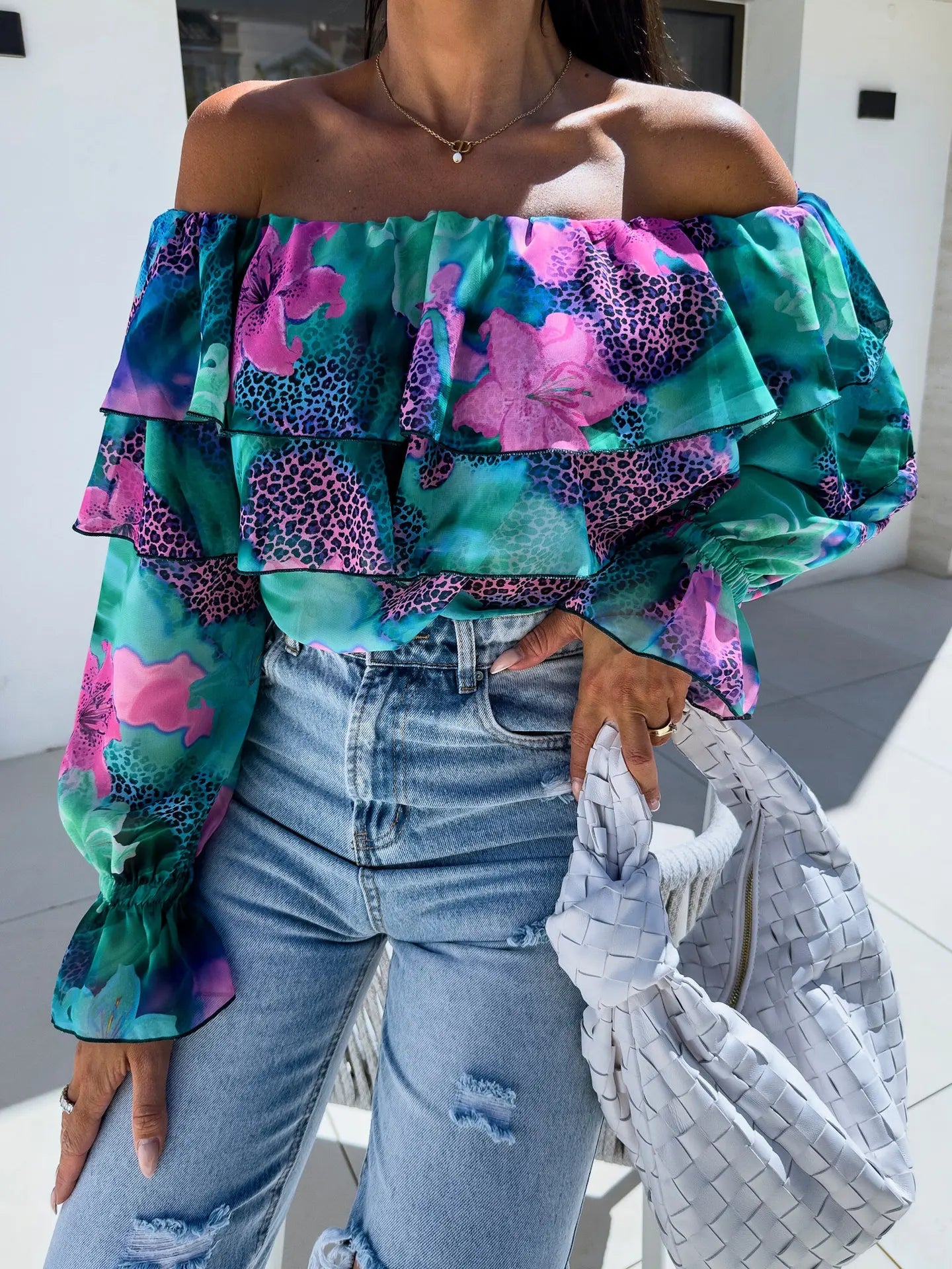 Summer Fashion Off Shoulder Printed Chiffon B LouseWomen Sexy Beach Style Slash Neck Ruffle Chiffon Blouse Women Blue