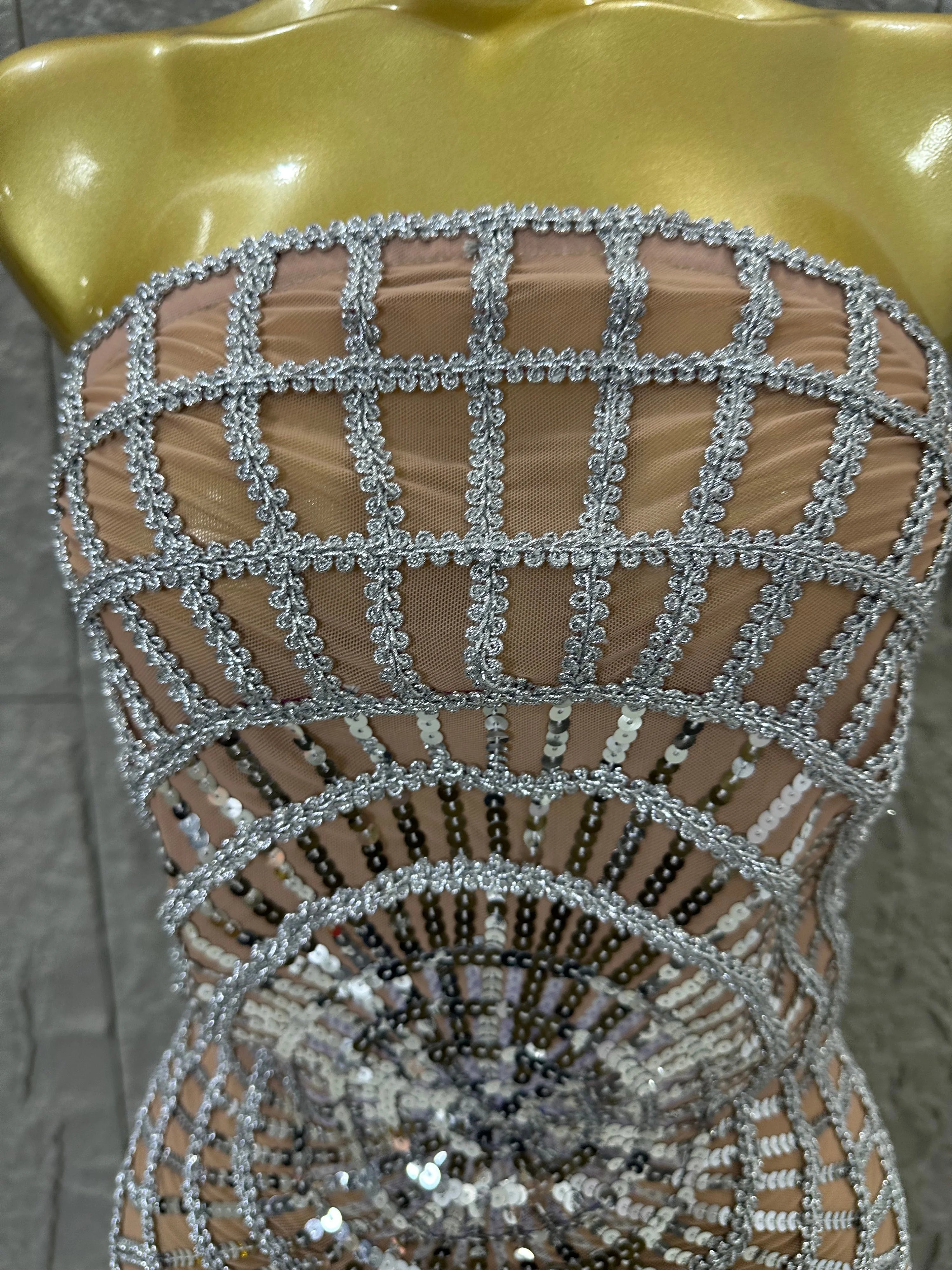 Elegant Sequined Sheer Mesh Maxi Dress Women Sexy Strapless 3D Grid Embellished Bodycon Mermaid Outfit Stage Performance Costume