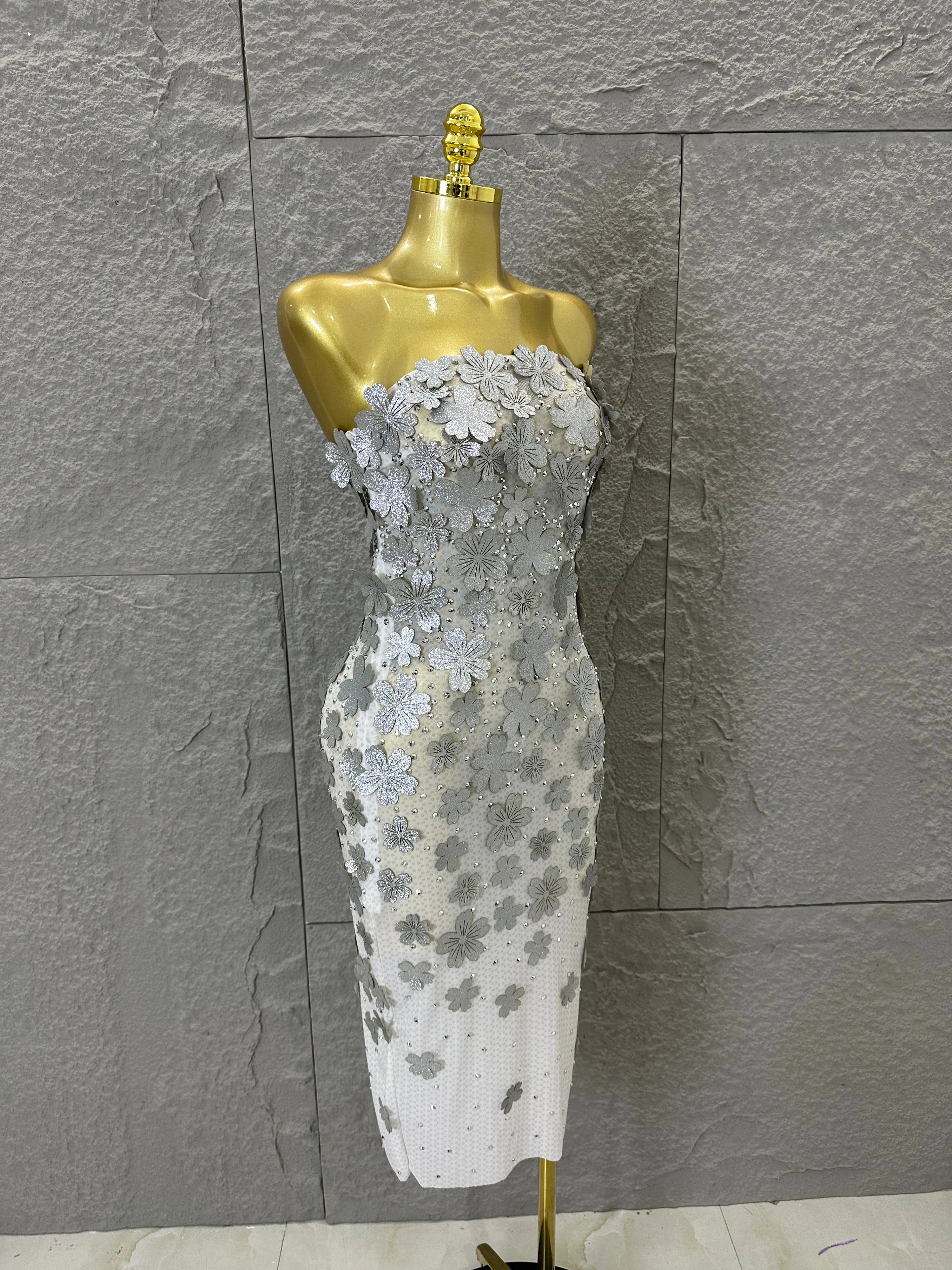 Sparkly Women Sexy Strapless Slim-fit 3D Flower Evening Gala Party Nightclub Cocktail Party Stage Performance Costume