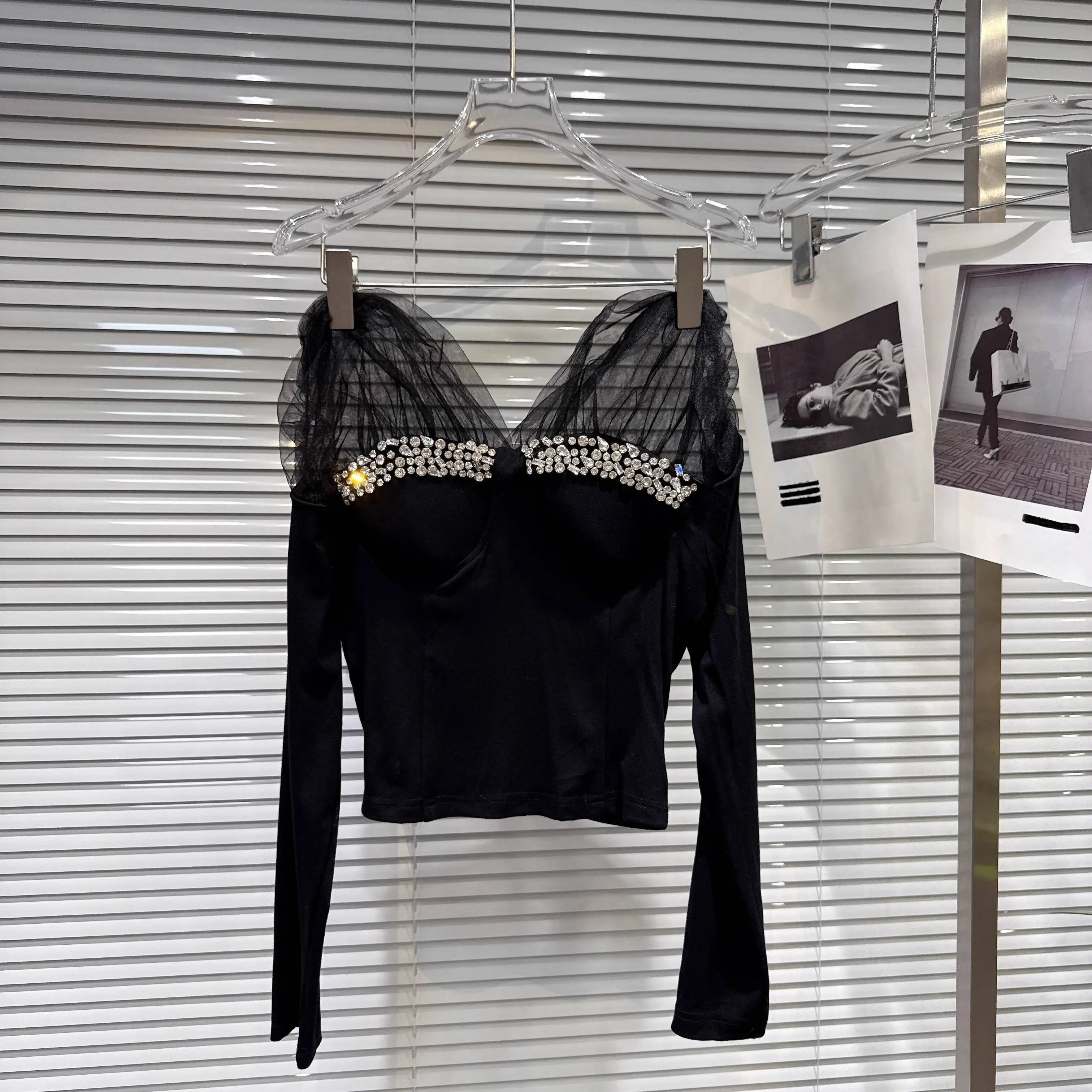 Winter New Fashion Mesh Patchwork Rhinestone Beaded Chest Pad T-Shirt For Women Slim Fit Short Tops Female 11A07772 Black One Size