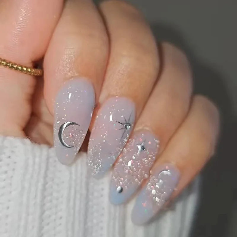 24Pcs Glitter Blue French False Nails Press on Short Round Head Fake Nail with Moon Star Design Artifical Almond Manicure Tips W1578