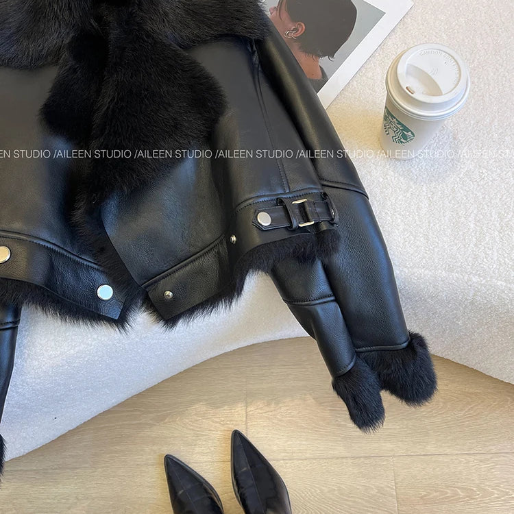 Lautaro Autumn Winter Cool Short Loose Black Thick Warm Soft Hairy Faux Sheepskin Coat Women Luxury Designer Fluffy Jacket 2025