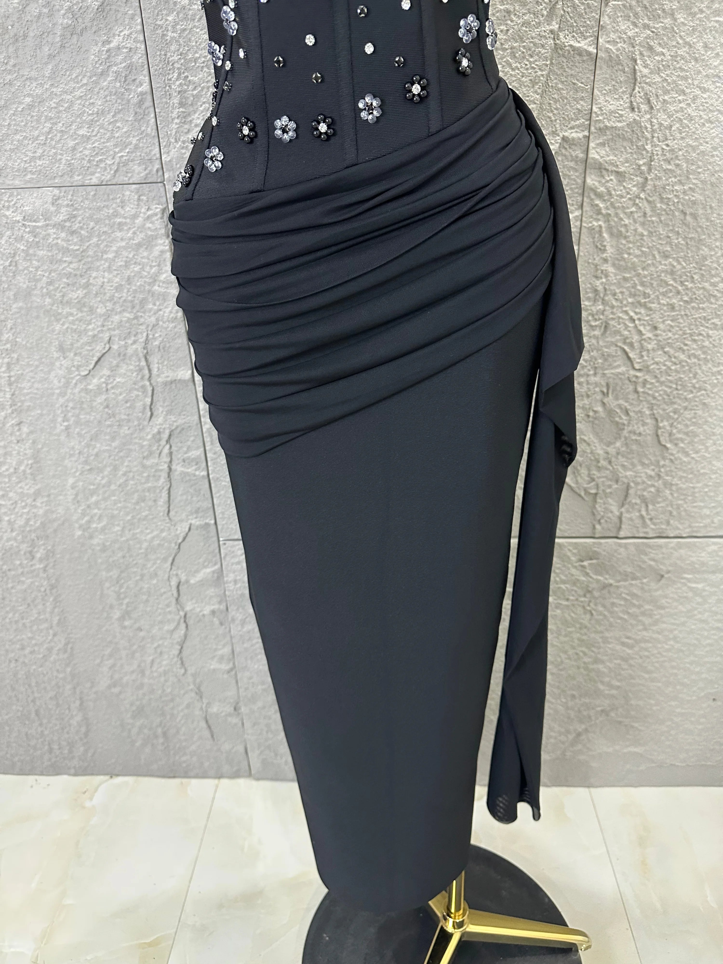 Luxury Black Beaded Corset Maxi Dress Spaghetti Strap Ruched Draped Skirt Formal Gala Evening Cocktail Photoshoot Party Dress