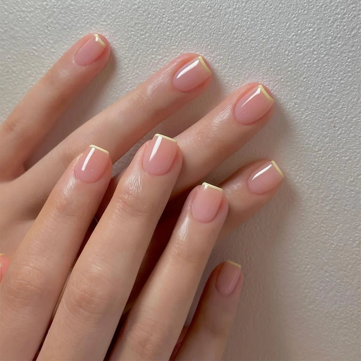 24pcs/set short fake nails for women girls french nude square white tips with rhinestones glitters Y2K press on false nail art 1020