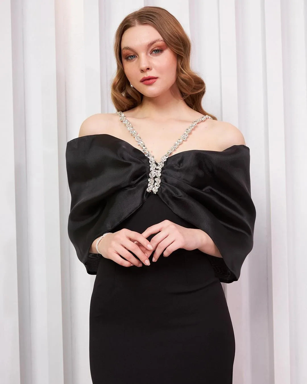 White Black Color Women Sexy Off the Shoulder Beading Halter Bodycon Long Bandage Dress Celebrate Evening Party Dress Wholesale black