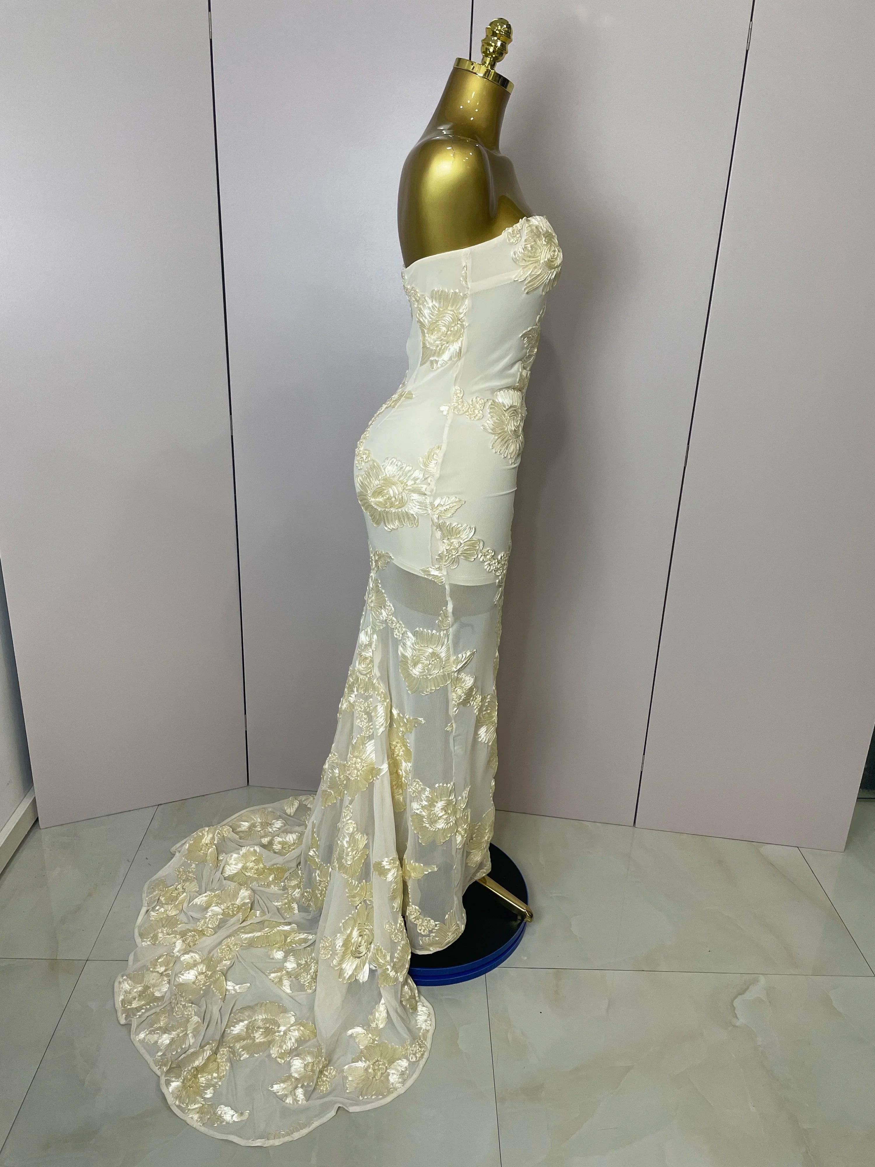 2025 New Top Quality Women Sexy Strapless Embroidery Floor-length Maxi Dress Celebrate Evening Party Prom Cocktail Outfit