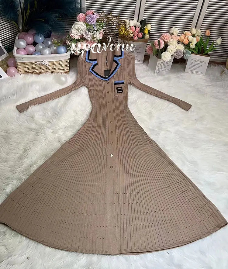 Elegant Women's Slim Fit Knitted Dress Fashionable Polo Neck Short Sleeve Single breasted Design Split Knitted Mid length Dress Brown Long Sleeve
