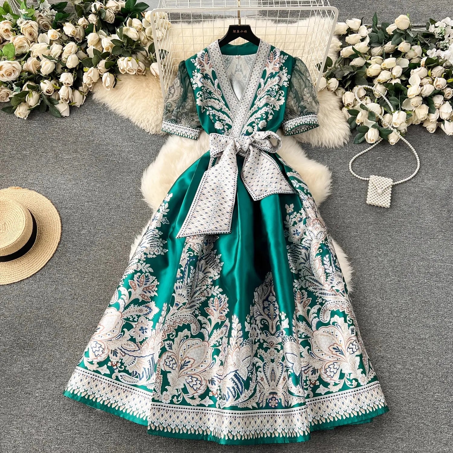 Summer Bohemian Paisley Print Long Dress Women V-Neck Short Puff Sleeve Vintage Print Bandage Lace Up Robe Vestidos Clothes 6237 green