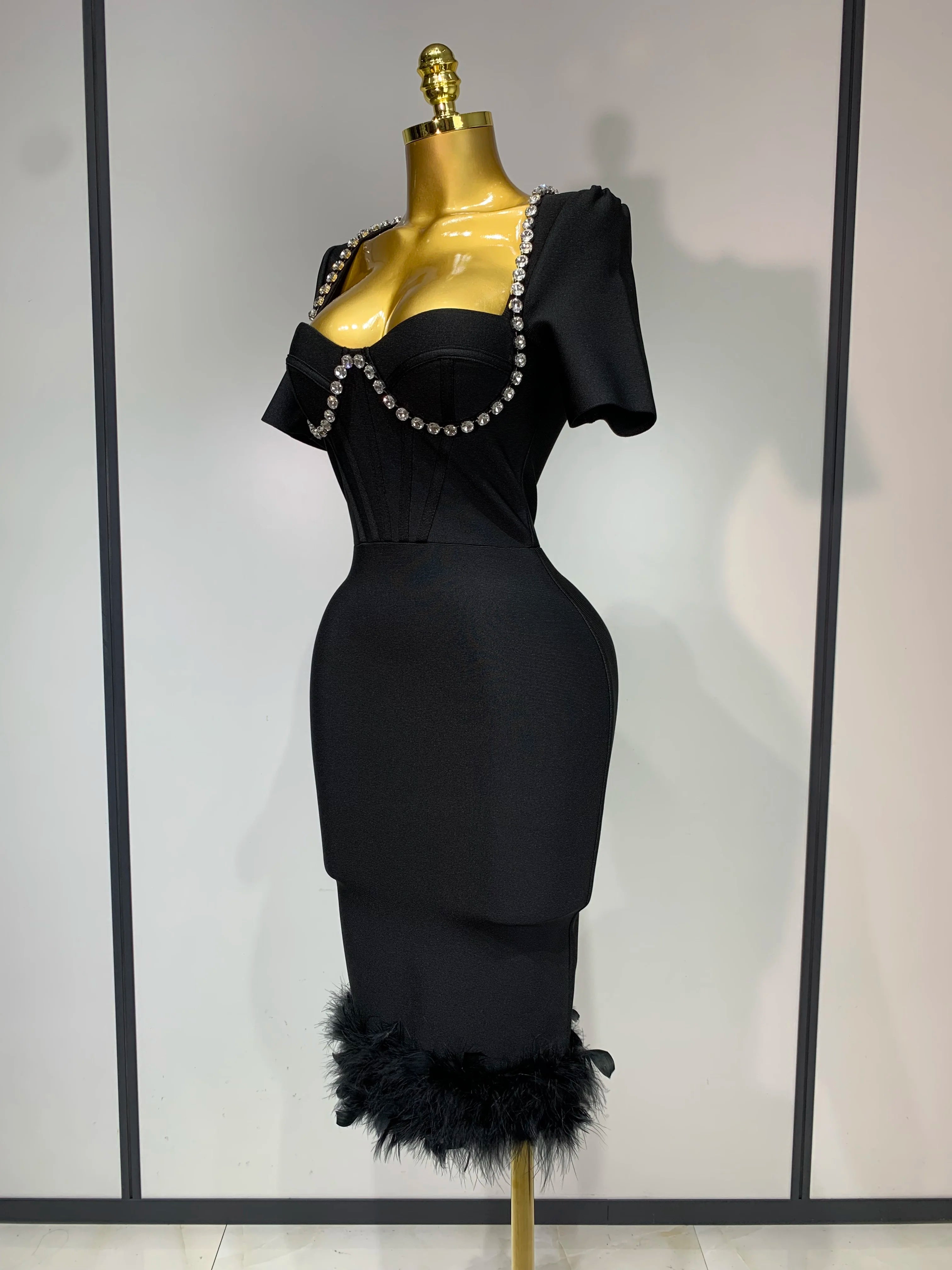 Women Sexy Luxury Rhinestone Short Sleeve Bodycon Dress 2025 Party Evening Celebrate Birthday Black Bandage Club Prom Gown