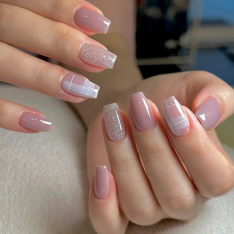 24Pcs Colorful Fake Nail Short Square Head False Nails Press on Sweet Flowers Design Wearable Nails Art Full Cover Manicure Tips 899