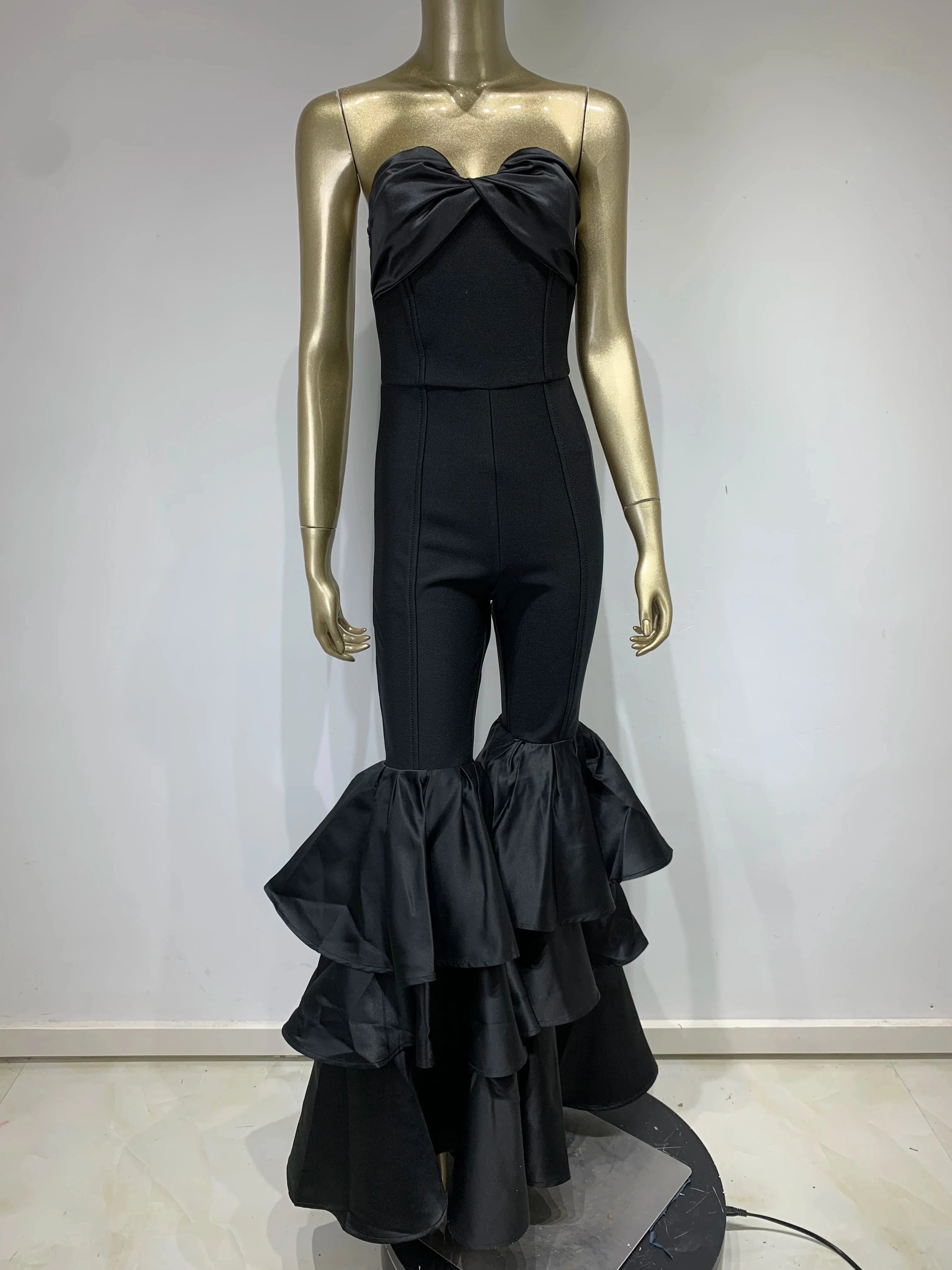 Chic Women Luxury Sexy Strapless Ruffles Bodycon Flare Black Bandage Jumpsuit 2023 Celebrity Designer High Street Rompers