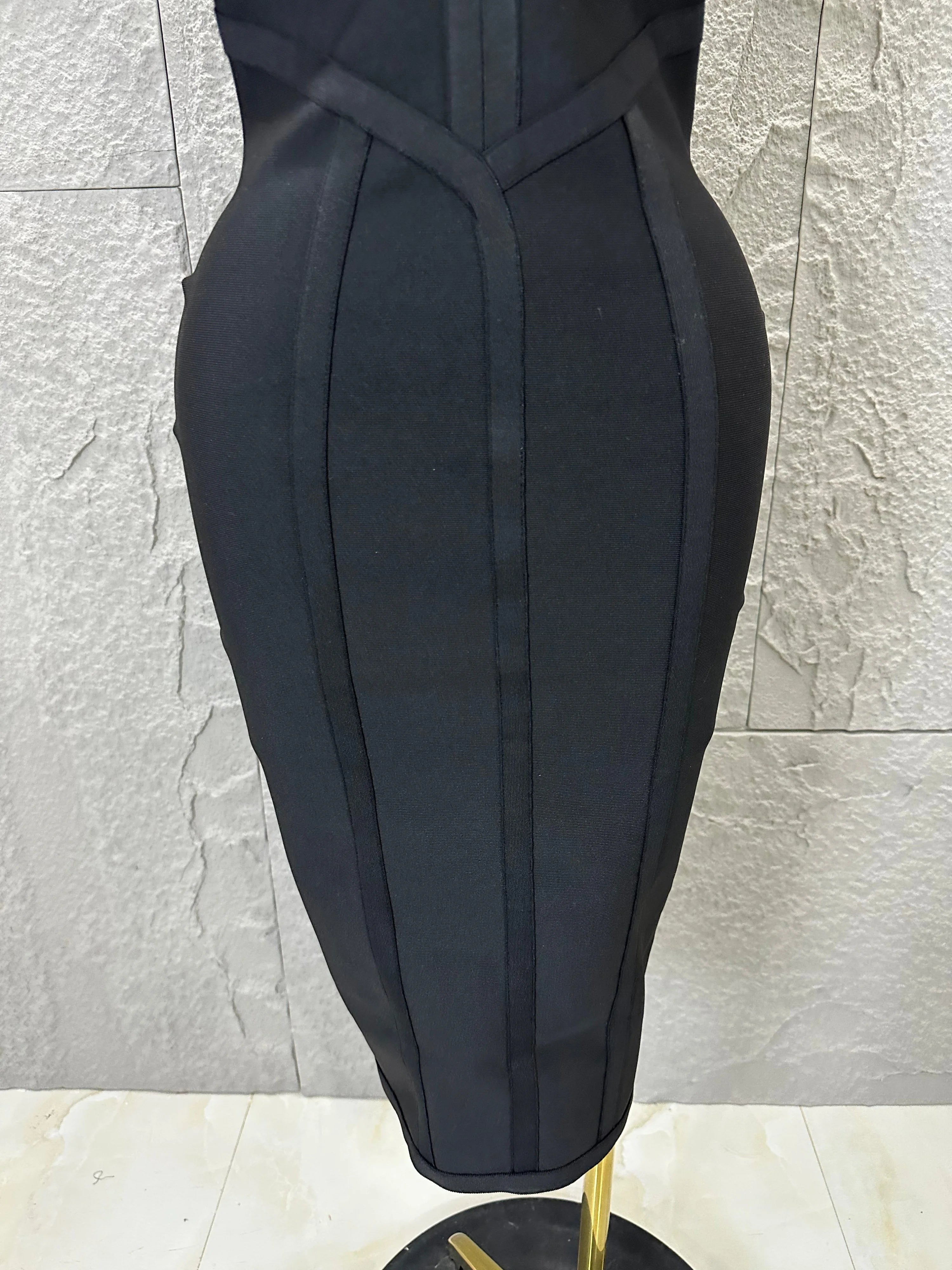 Elegant 2026 Brown Bandage Midi Dress Women Sexy Halter Neck Deep V Bodycon Evening Party Costume Cocktail Party Costume